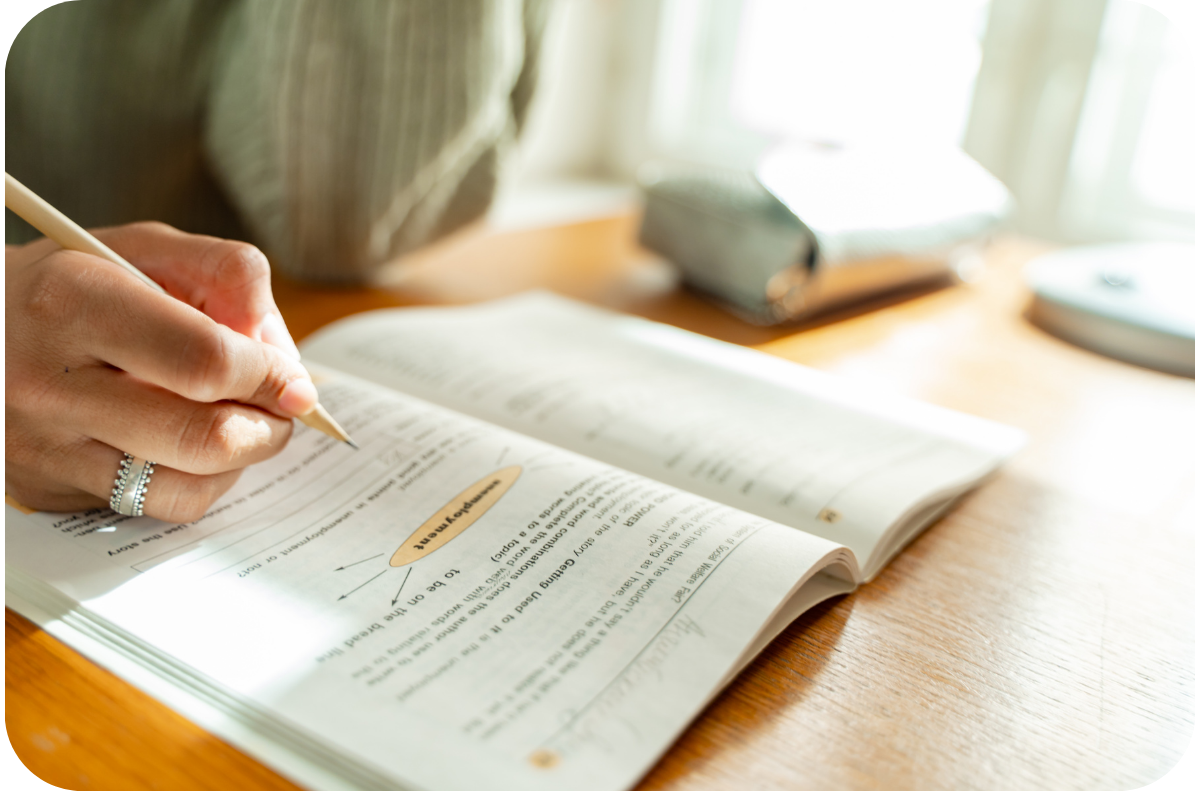 Beyond Textbooks: How Professional Digital Materials Elevate Your Teaching and Training